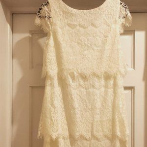*NEW* White Lace Donna Ricco Dress SIZE 4
